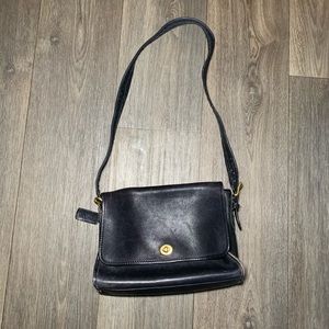 COPY - Vintage Coach black leather shoulder bag